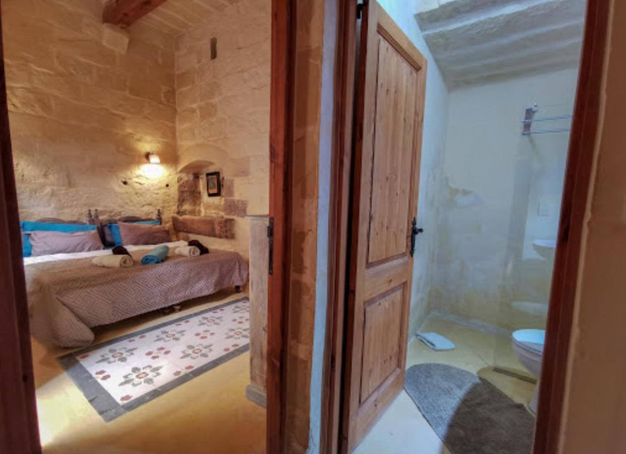 Peaceful Farmhouse Stay With Cozy Yard Għarb Zewnętrze zdjęcie