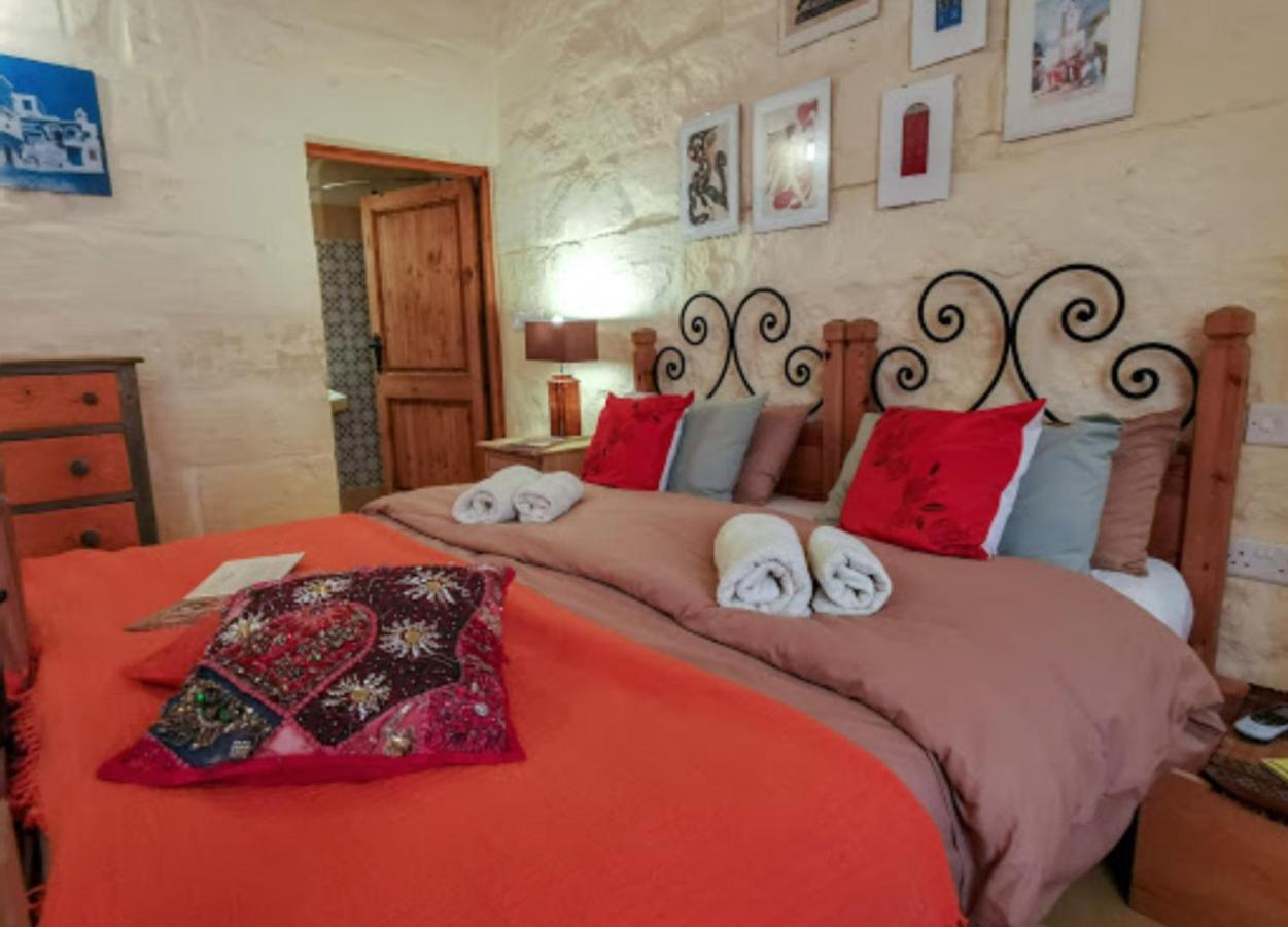 Peaceful Farmhouse Stay With Cozy Yard Għarb Zewnętrze zdjęcie